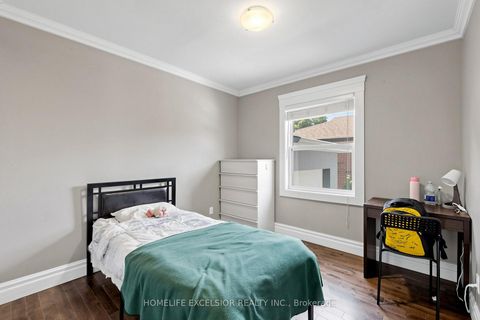 Photo 15 at 27 Japonica Road, Maryvale, Toronto