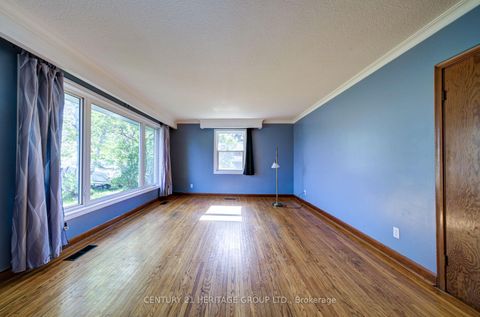 Photo 2 at 1654 Metro Road N, Historic Lakeshore Communities, Georgina