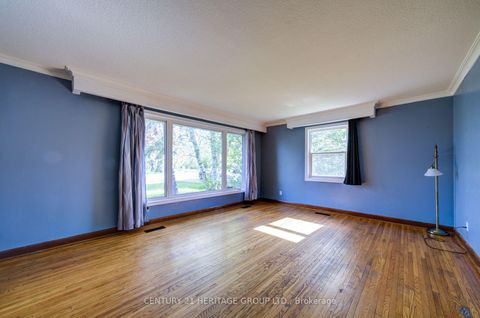 Photo 3 at 1654 Metro Road N, Historic Lakeshore Communities, Georgina