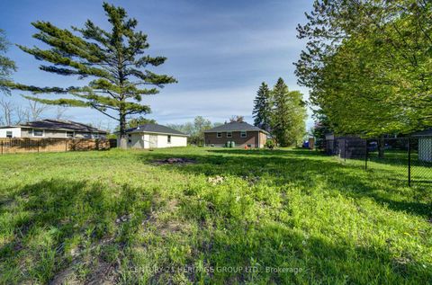 Photo 26 at 1654 Metro Road N, Historic Lakeshore Communities, Georgina