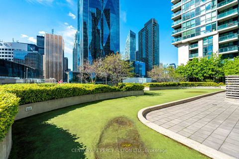 Photo 19 at 703 - 18 harbour Street, Waterfront Communities C1, Toronto