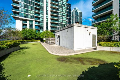 Photo 20 at 703 - 18 harbour Street, Waterfront Communities C1, Toronto
