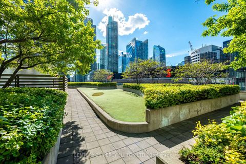 Photo 21 at 703 - 18 harbour Street, Waterfront Communities C1, Toronto