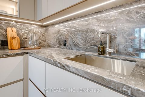 Photo 5 at 208 - 2 Forest Hill Road, Casa Loma, Toronto