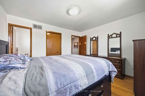 Photo 20 at 554 Woodbridge Avenue, West Woodbridge, Vaughan