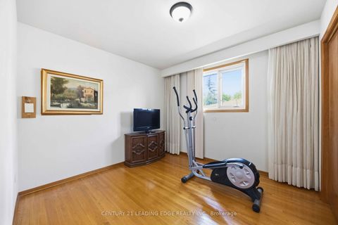 Photo 24 at 554 Woodbridge Avenue, West Woodbridge, Vaughan