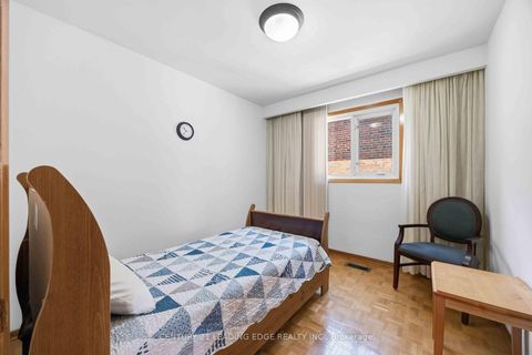 Photo 27 at 554 Woodbridge Avenue, West Woodbridge, Vaughan