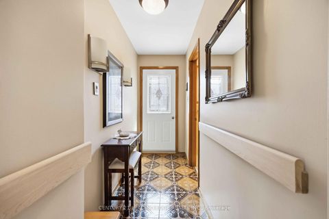 Photo 29 at 554 Woodbridge Avenue, West Woodbridge, Vaughan