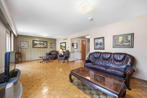 Photo 31 at 554 Woodbridge Avenue, West Woodbridge, Vaughan