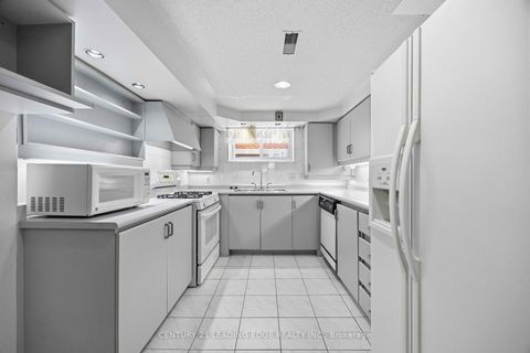 Photo 37 at 554 Woodbridge Avenue, West Woodbridge, Vaughan