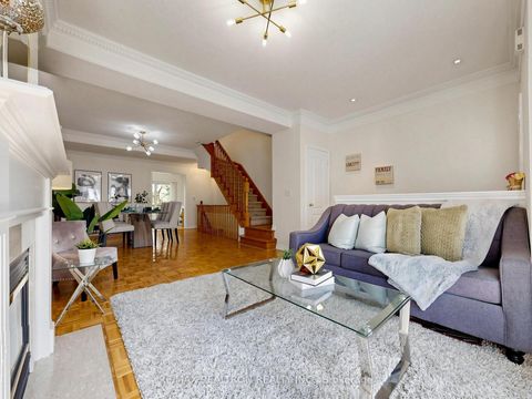Photo 2 at 12 - 9133 Bayview Avenue, Doncrest, Richmond Hill