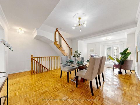 Photo 4 at 12 - 9133 Bayview Avenue, Doncrest, Richmond Hill