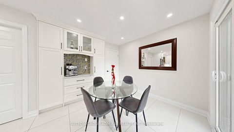Photo 4 at 32 Northwood Drive, Newtonbrook East, Toronto