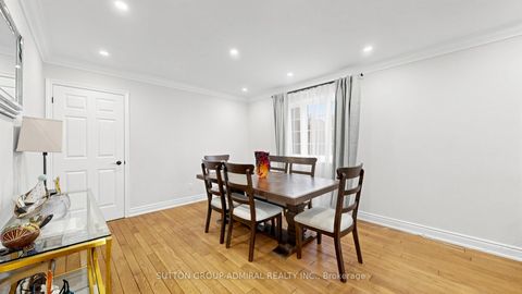 Photo 9 at 32 Northwood Drive, Newtonbrook East, Toronto