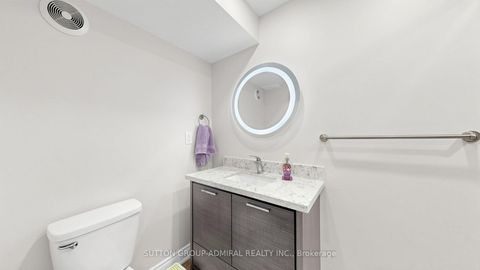 Photo 32 at 32 Northwood Drive, Newtonbrook East, Toronto