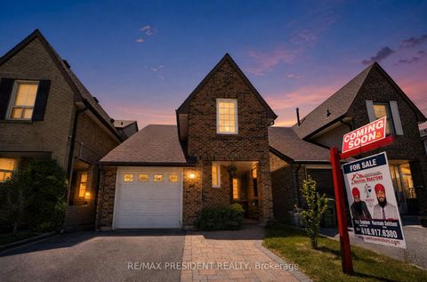 Photo 1 at 29 Norbrook Crescent, Clairville, Toronto