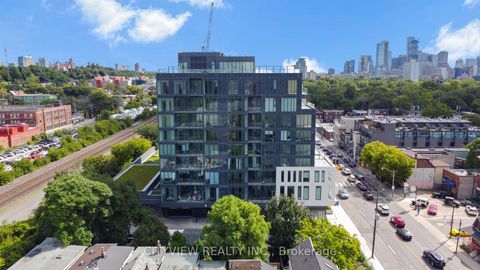 Photo 2 at PH5 - 500 Dupont Street, Annex, Toronto