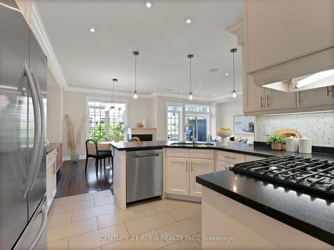 Photo 13 at 33 Bloorview Place, Don Valley Village, Toronto