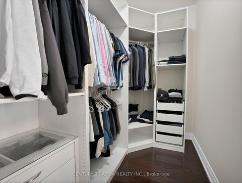 Photo 25 at 33 Bloorview Place, Don Valley Village, Toronto