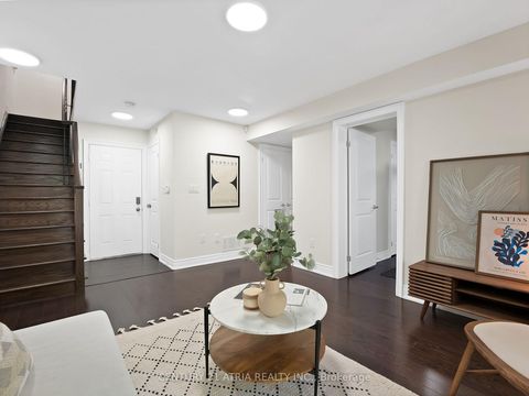 Photo 34 at 33 Bloorview Place, Don Valley Village, Toronto