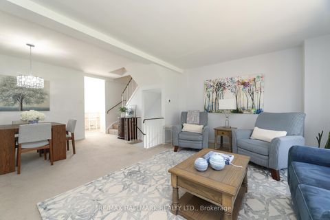 Photo 8 at 137 - 90 Wingarden Court, Malvern, Toronto