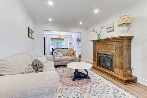 Photo 5 at 204 Crossland Gate, Glenway Estates, Newmarket