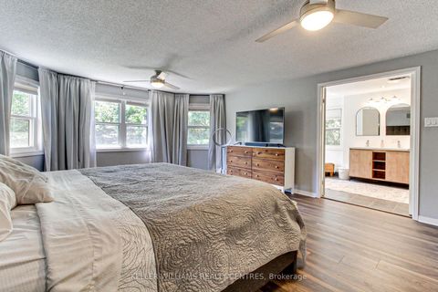 Photo 20 at 204 Crossland Gate, Glenway Estates, Newmarket