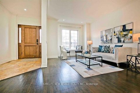 Photo 2 at 7 Roslin Avenue, Lawrence Park North, Toronto