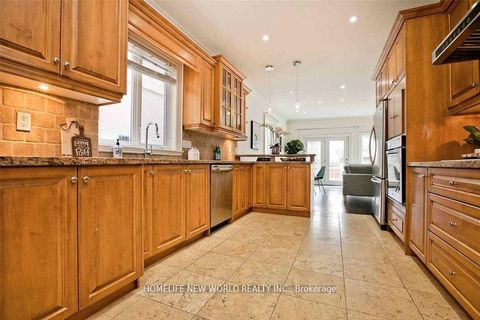 Photo 10 at 7 Roslin Avenue, Lawrence Park North, Toronto