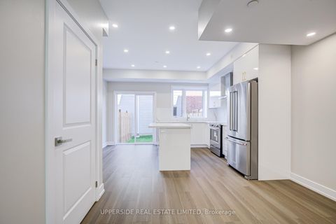 Photo 8 at 43 Frederick Tisdale Drive, CFB, Toronto