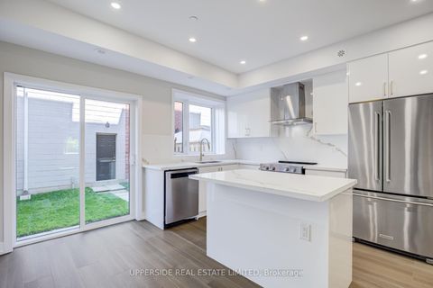Photo 9 at 43 Frederick Tisdale Drive, CFB, Toronto