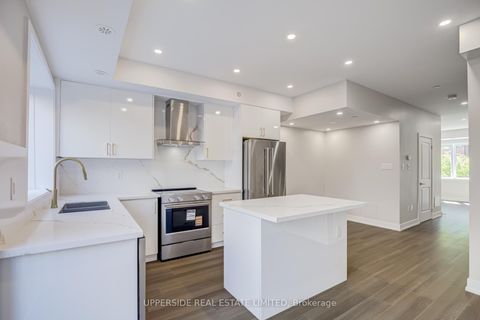 Photo 10 at 43 Frederick Tisdale Drive, CFB, Toronto