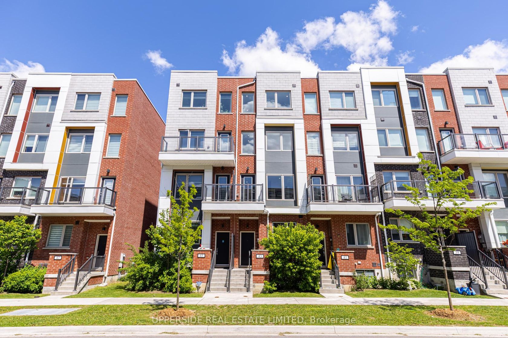 43 Frederick Tisdale Drive, CFB, Toronto 