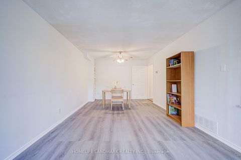 Photo 13 at 3025 Bridletowne Circle, L'Amoreaux, Toronto