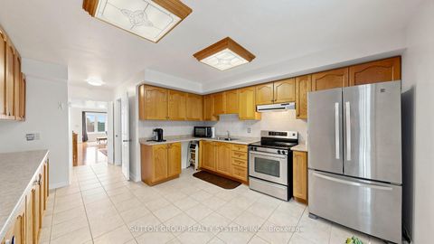 Photo 8 at 2138 Eglinton Avenue W, Belgravia, Toronto