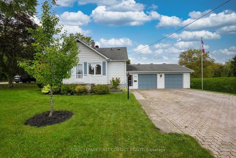Photo 1 at 204 Dominion Drive, Stayner, Clearview