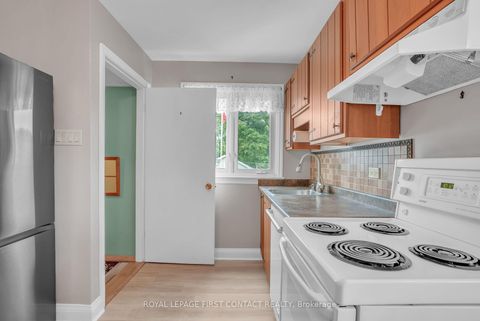 Photo 8 at 204 Dominion Drive, Stayner, Clearview