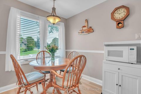 Photo 11 at 204 Dominion Drive, Stayner, Clearview