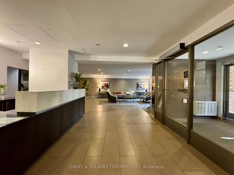Photo 24 at 325 - 60 Homewood Avenue, South St. James Town, Toronto