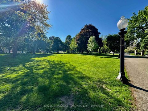 Photo 40 at 325 - 60 Homewood Avenue, South St. James Town, Toronto