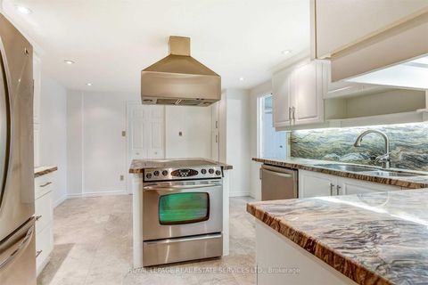 Photo 8 at 303 - 2545 Bloor Street W, Swansea, Toronto
