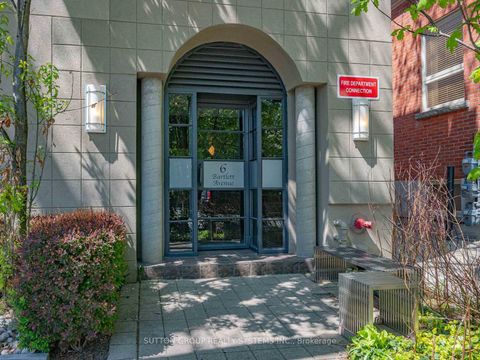 Photo 1 at 5 - 6 Bartlett Avenue W, Junction, Toronto