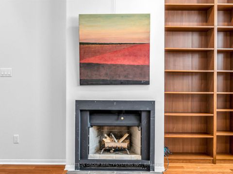 Photo 9 at 5 - 6 Bartlett Avenue W, Junction, Toronto