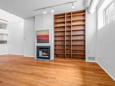 Photo 10 at 5 - 6 Bartlett Avenue W, Junction, Toronto