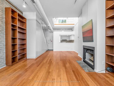 Photo 11 at 5 - 6 Bartlett Avenue W, Junction, Toronto