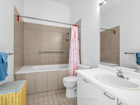 Photo 21 at 5 - 6 Bartlett Avenue W, Junction, Toronto