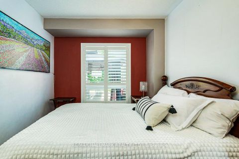 Photo 10 at 140 Conn Smythe Drive, Scarborough Village, Toronto