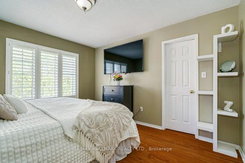 Photo 27 at 140 Conn Smythe Drive, Scarborough Village, Toronto