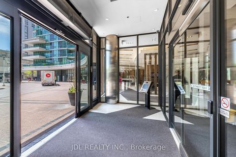 Photo 3 at 4006 - 16 Harbour Street, Waterfront Communities C1, Toronto