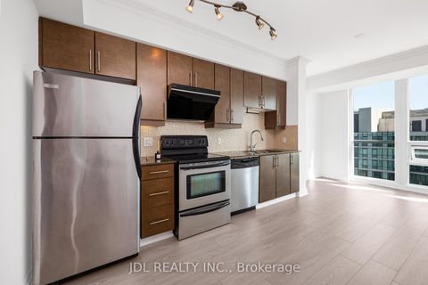 Photo 7 at 4006 - 16 Harbour Street, Waterfront Communities C1, Toronto